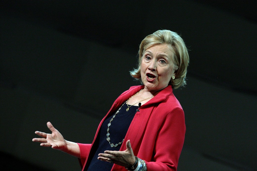 Saldrán a luz 15 correos más de Hillary Clinton