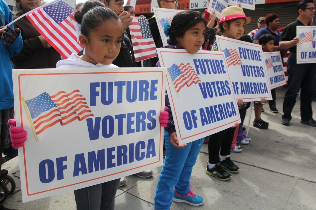 VIDEO: Perderían ciudadanía hijos de indocumentados en EE.UU.