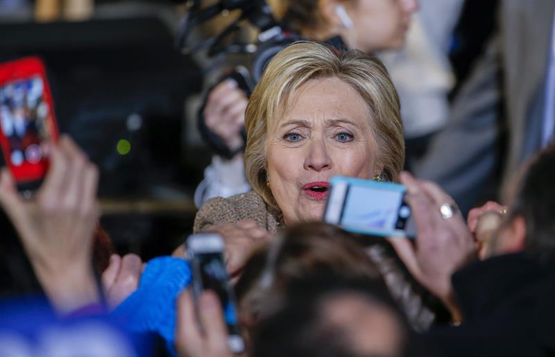 Se impone Hillary Clinton en primarias de Carolina del Sur