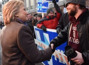 Primera victoria para Bernie Sanders y John Kasich en NH