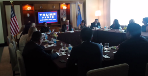 Donald Trump se reúne con hispanos del sur de Nevada