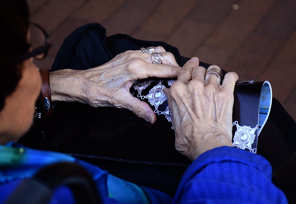 VIDEO: Sin Seguro Social, muchos latinos mayores vivirían en pobreza