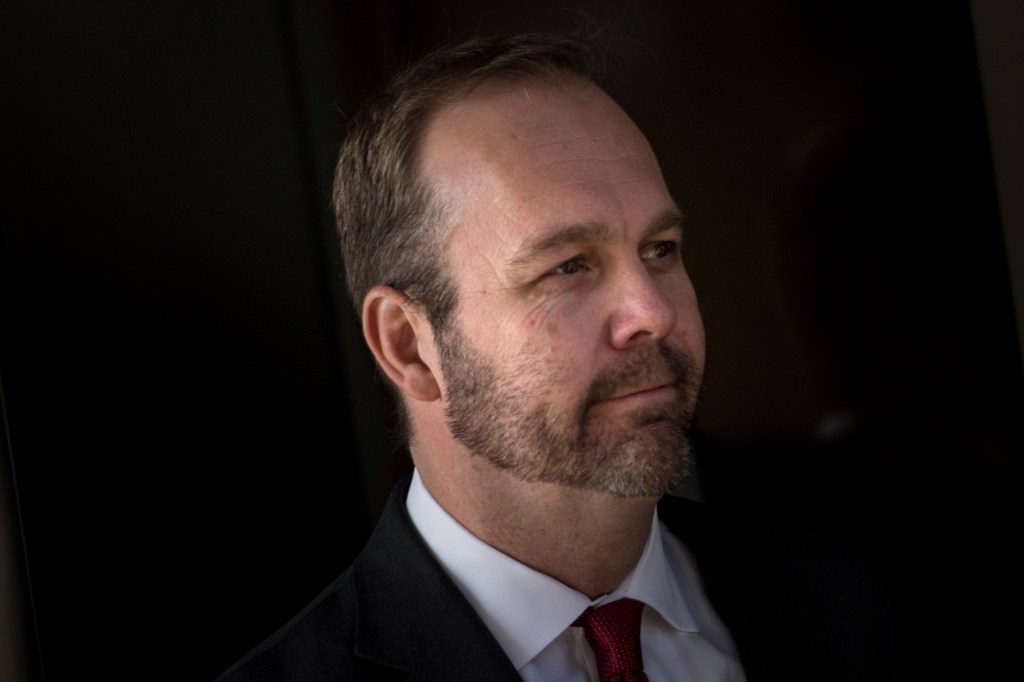 Exasesor de campaña de Trump condenado a 45 días de cárcel