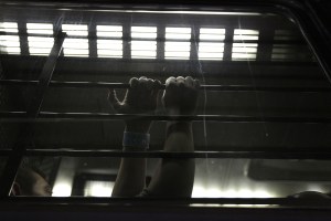 Más de 2 mil personas en custodia de ICE están en cuarentena