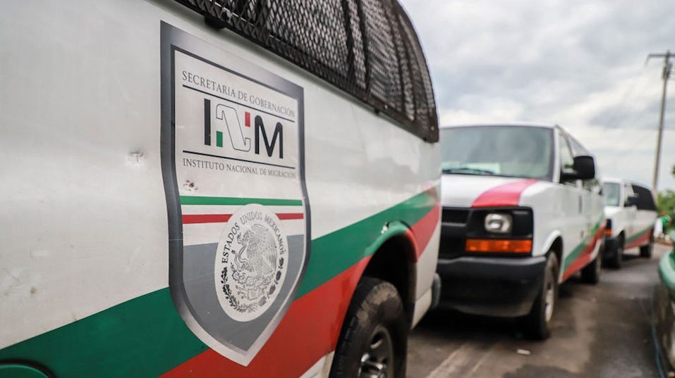 Implican a cónsul de Nicaragua en traslado de inmigrantes cubanos en México