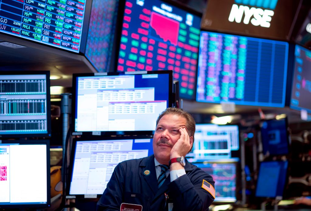 Miedo a una próxima recesión derrumba a Wall Street
