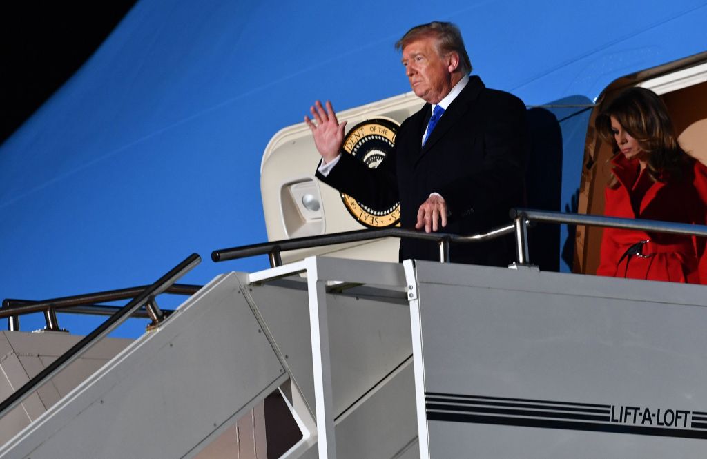 Trump se va de viaje en semana crucial del “impeachment”