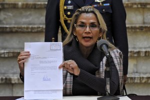 Gobierno de Bolivia expulsa a varios diplomáticos de México y España